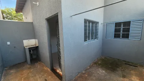 Alugar Casa / Padrão em São José do Rio Preto apenas R$ 1.200,00 - Foto 9